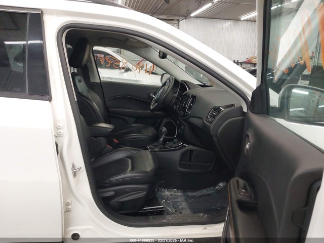 3C4NJDCB1KT620546 Jeep Compass Limited 4x4