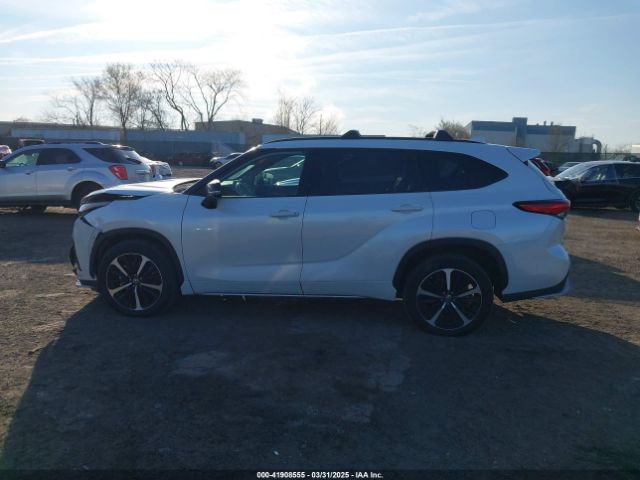 5TDJZRBH9NS184490 Toyota Highlander Xse