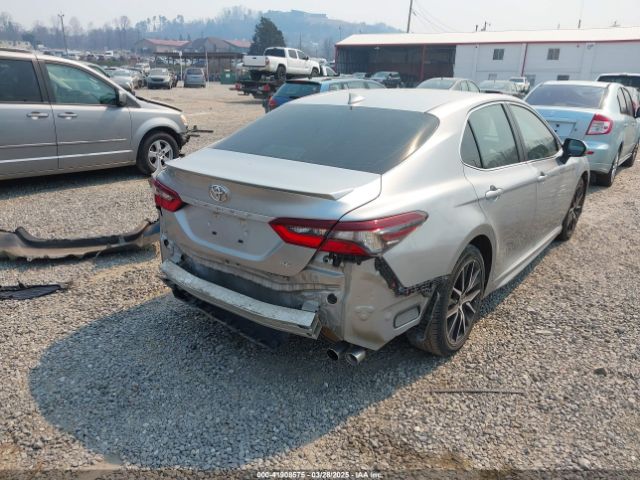 4T1G11AKXNU686447 Toyota CAMRY SE