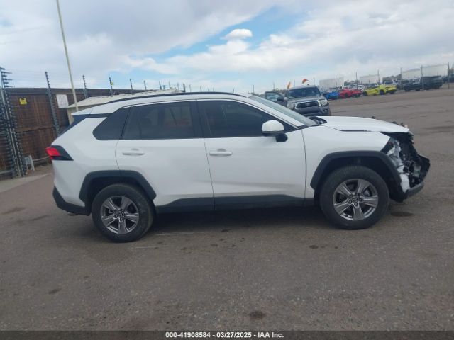 2T3P1RFV9RW459023 Toyota Rav4 Xle