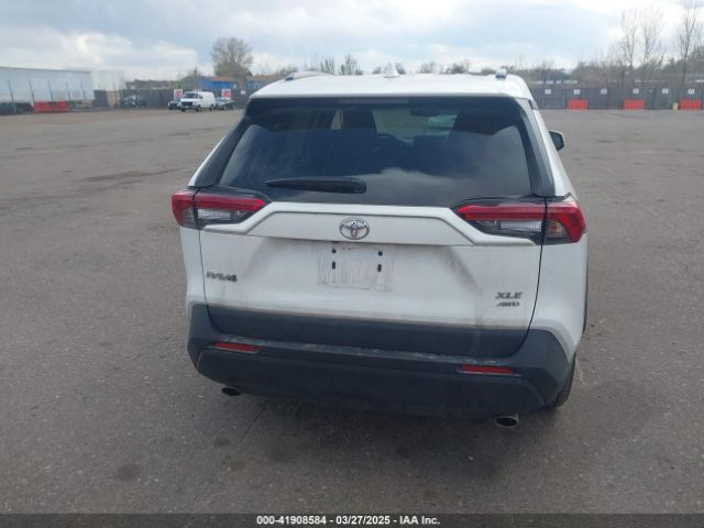 2T3P1RFV9RW459023 Toyota Rav4 Xle