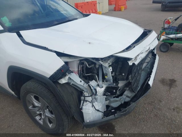 2T3P1RFV9RW459023 Toyota Rav4 Xle