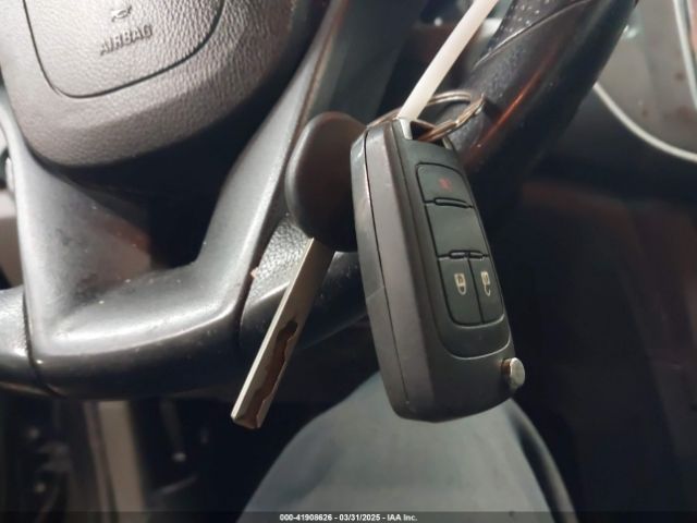 KL7CJKSB8FB082235 Chevrolet Trax 1ls