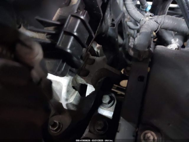 KL7CJKSB8FB082235 Chevrolet Trax 1ls