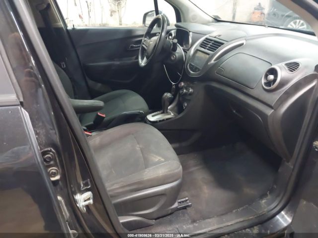 KL7CJKSB8FB082235 Chevrolet Trax 1ls