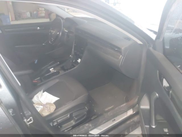 1VWMA7A30LC023133 Volkswagen Passat 2.0t R-line