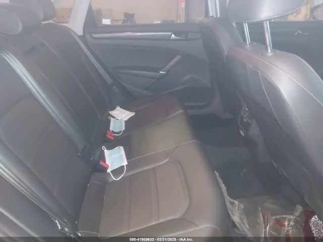 1VWMA7A30LC023133 Volkswagen Passat 2.0t R-line