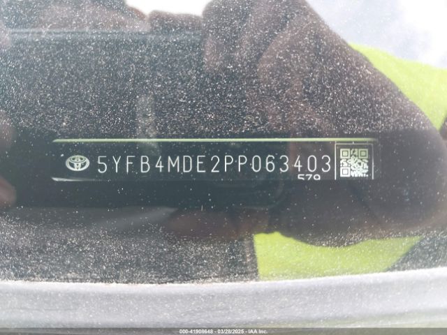 5YFB4MDE2PP063403 Toyota COROLLA LE