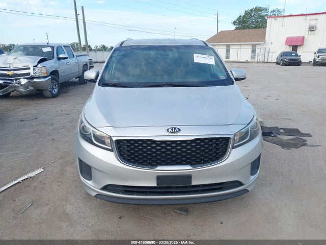 KNDMB5C13G6179817 KIA SEDONA LX