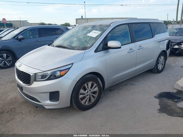 KNDMB5C13G6179817 KIA SEDONA LX
