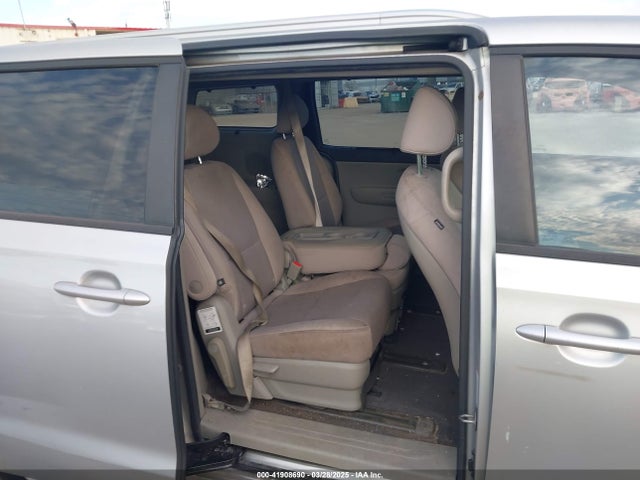 KNDMB5C13G6179817 KIA SEDONA LX