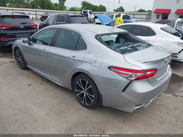 4T1B11HK5KU207427 Toyota CAMRY SE