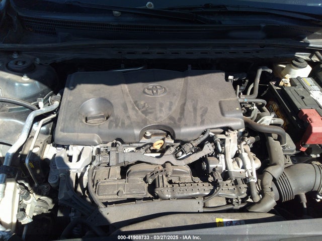 4T1B11HK5KU740975 Toyota CAMRY SE