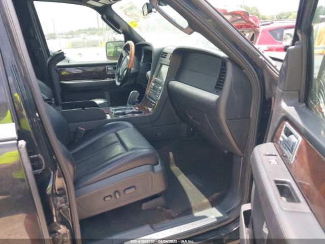 5LMJJ2HT6HEL01424 Lincoln Navigator Select