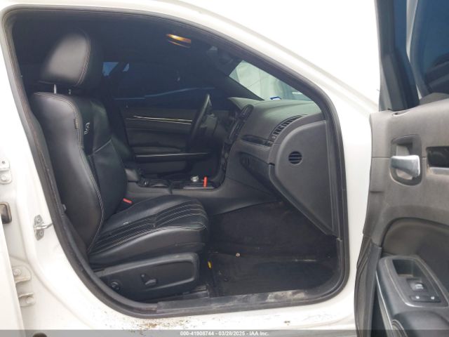 2C3CCABGXJH240081 Chrysler 300 300s