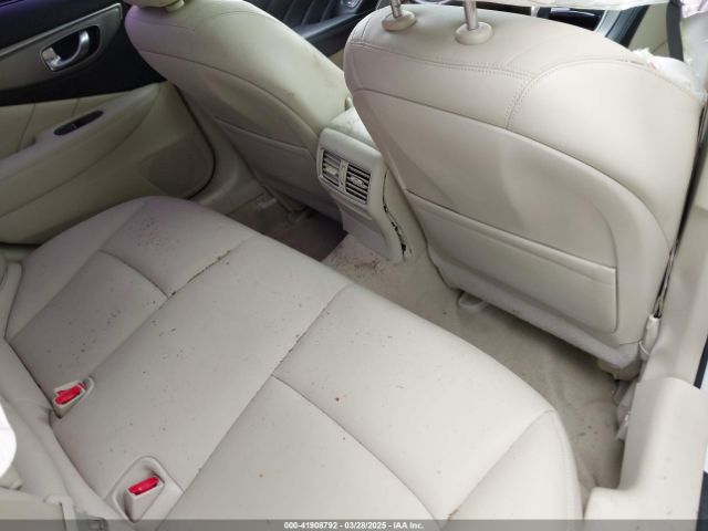 JN1EV7AP9HM732825 Infiniti Q50 3.0t Premium