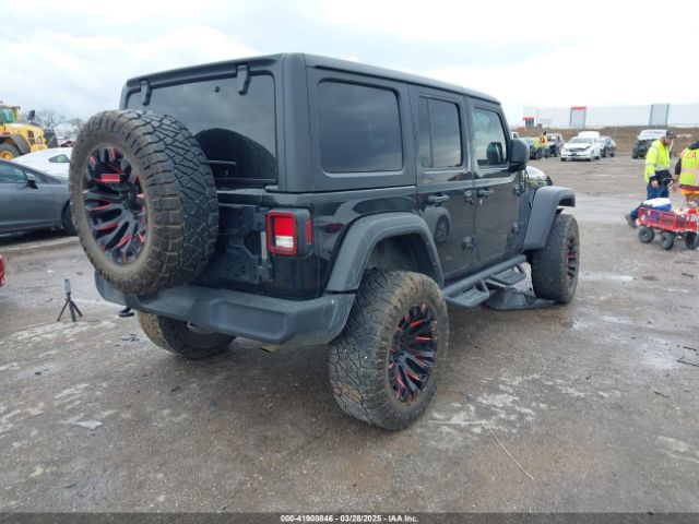 1C4HJXDG0NW133801 Jeep Wrangler Unlimited Sport S 4x4