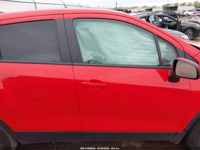 KL7CJKSB5LB349326 Chevrolet Trax Fwd Ls