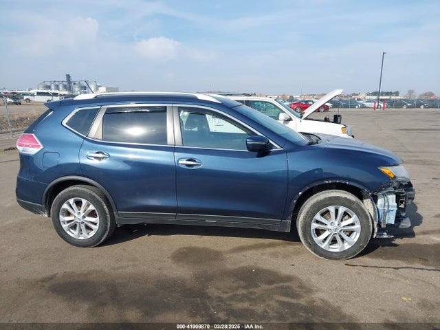 KNMAT2MV3FP552329 Nissan ROGUE SV