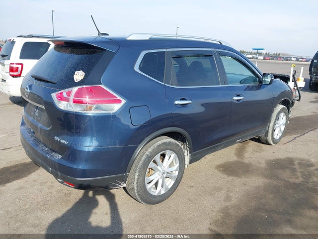 KNMAT2MV3FP552329 Nissan ROGUE SV