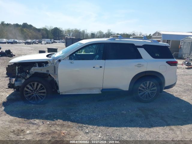 5N1DR3CB1NC212378 Nissan Pathfinder Sl 2wd