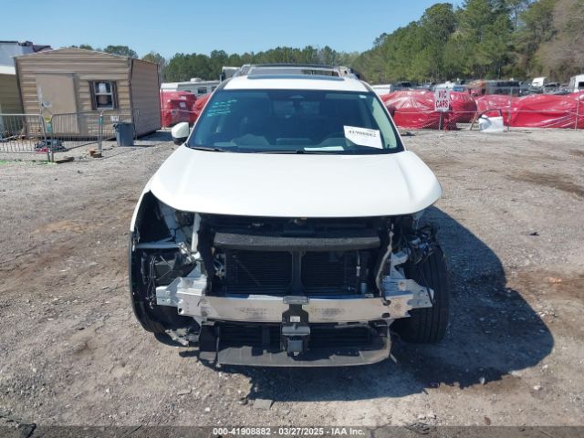 5N1DR3CB1NC212378 Nissan Pathfinder Sl 2wd