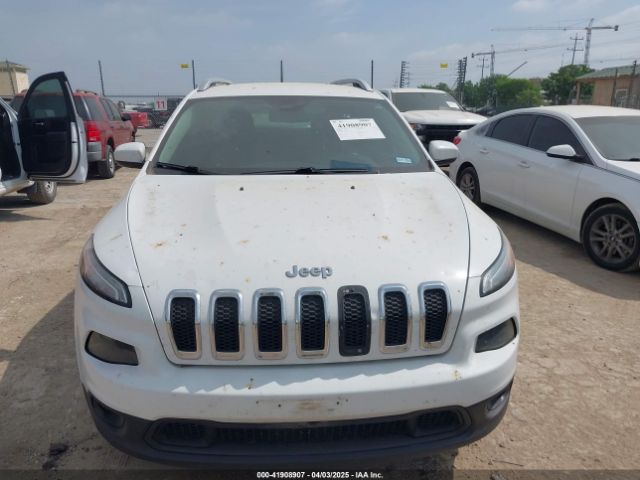 1C4PJLLX2JD557198 Jeep Cherokee Latitude Plus Fwd