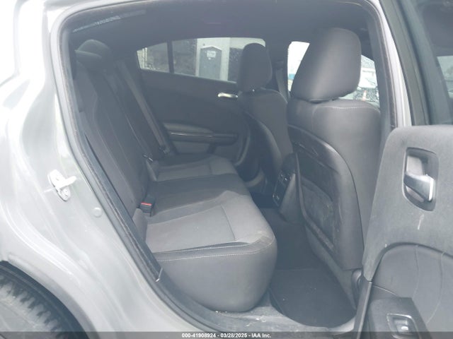 2C3CDXBG3KH712333 Dodge Charger Sxt Rwd