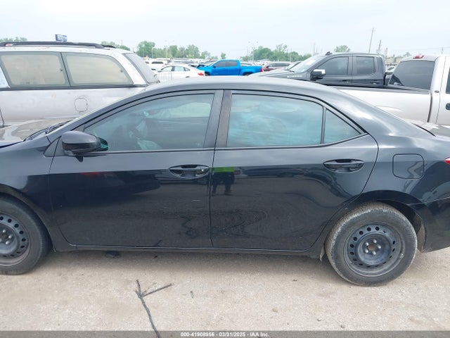 Toyota COROLLA LE 2016 5YFBURHE1GP420819 Image 14