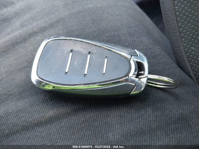 1G1ZF5SU3KF184670 Chevrolet MALIBU HYBRID