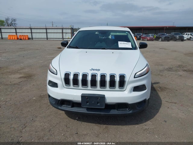 1C4PJMAB1GW218412 Jeep Cherokee Sport