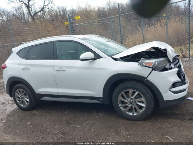 KM8J33A42JU759494 Hyundai TUCSON SEL