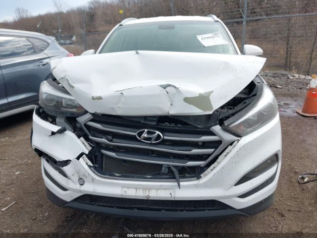 KM8J33A42JU759494 Hyundai TUCSON SEL
