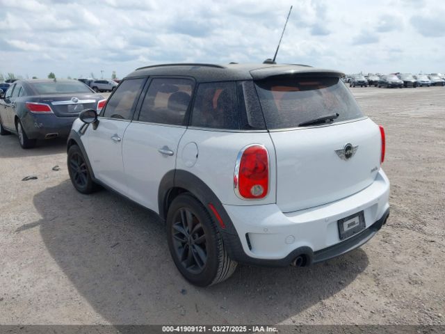 2012 MINI COOPER S COUNTRYMAN WMWZC3C57CWL87877 Photo 2