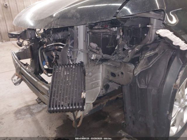 JA4AD3A35FZ008919 Mitsubishi Outlander Se