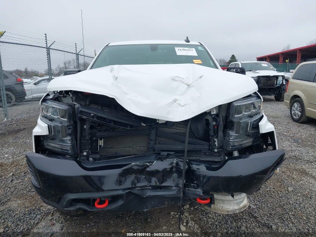 3GCPYFED2LG303559 Chevrolet Silverado 1500 4wd  Short Bed Lt Trail Boss