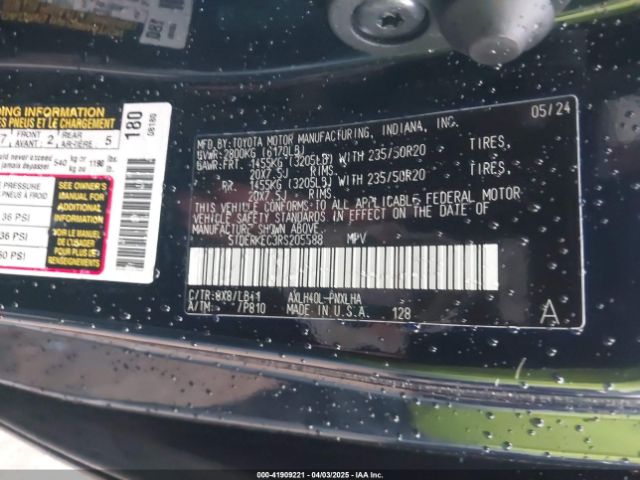 5TDERKEC3RS205588 Toyota Sienna Platinum