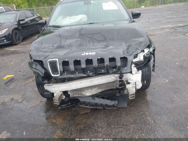 1C4PJMDX5KD136372 Jeep Cherokee Limited 4x4