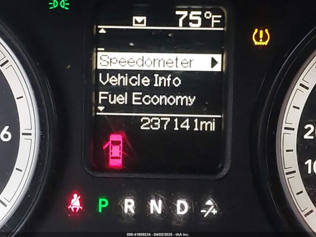 1C6RR6KT7ES204403 RAM 1500 Tradesman