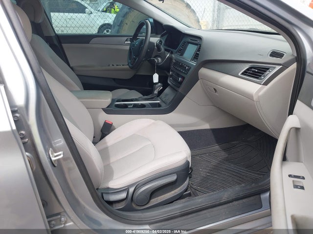 5NPE24AF2GH384029 Hyundai SONATA SE