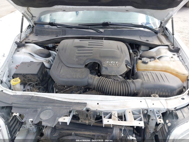 2C3CCAAG6EH200734 Chrysler 300