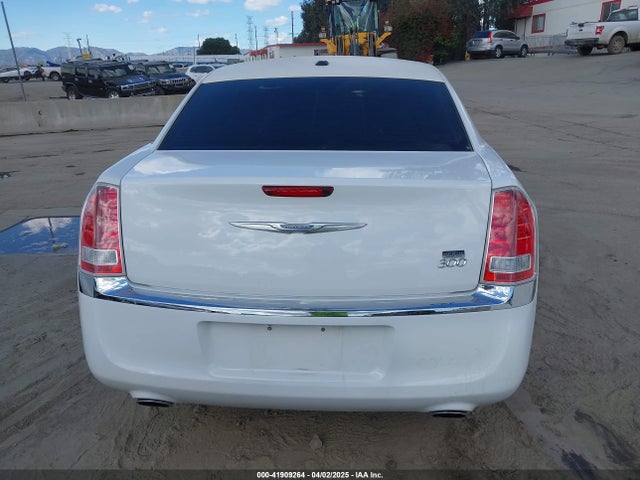 2C3CCAAG6EH200734 Chrysler 300