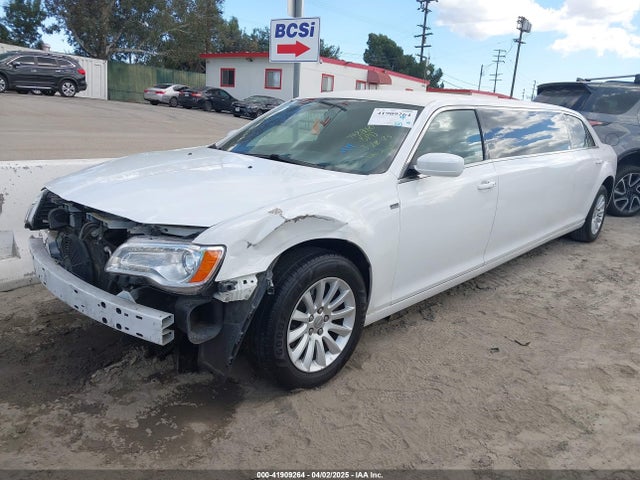 2C3CCAAG6EH200734 Chrysler 300