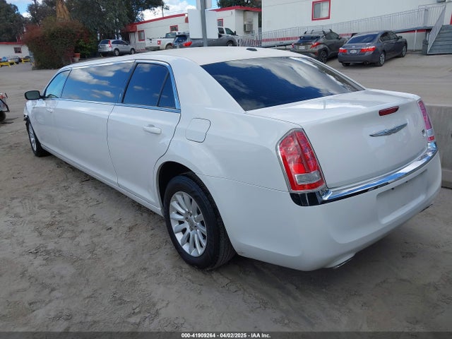 2C3CCAAG6EH200734 Chrysler 300