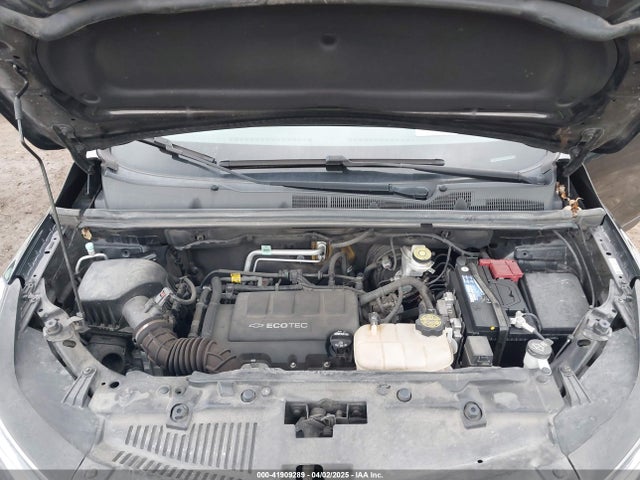 KL7CJKSB4LB074838 Chevrolet Trax Fwd Ls