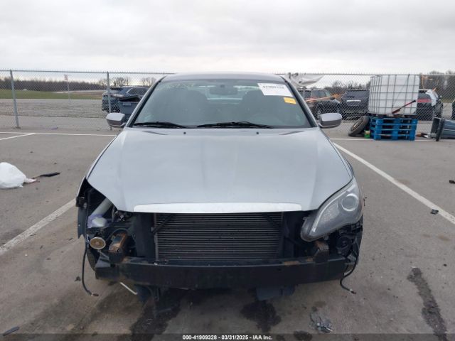 1C3CCBBG1EN164219 Chrysler 200 Touring