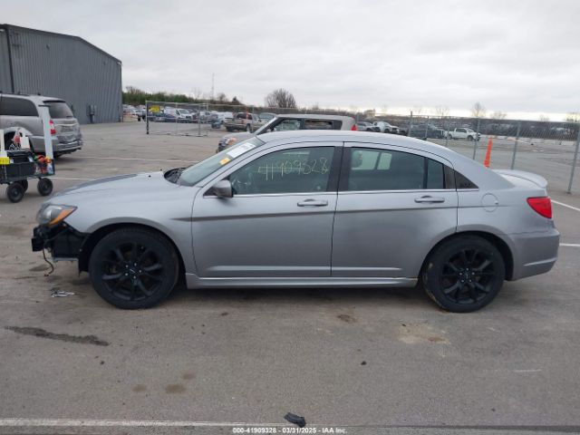 1C3CCBBG1EN164219 Chrysler 200 Touring