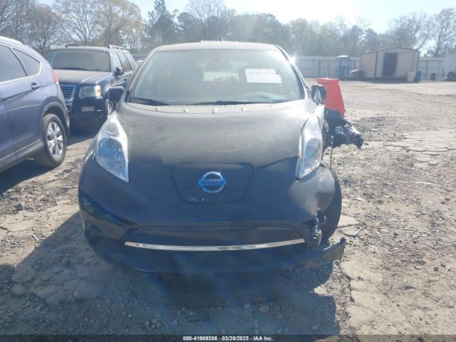 1N4AZ0CP8EC331536 Nissan LEAF S