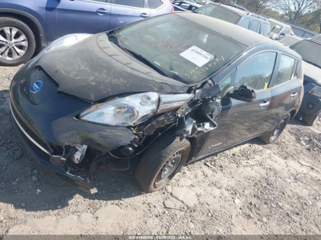 1N4AZ0CP8EC331536 Nissan LEAF S
