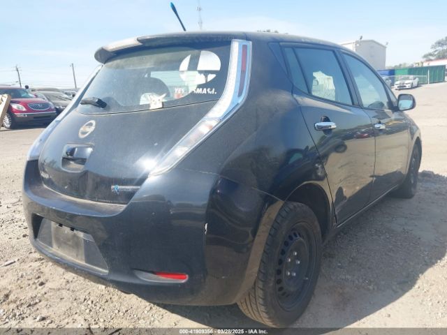 1N4AZ0CP8EC331536 Nissan LEAF S